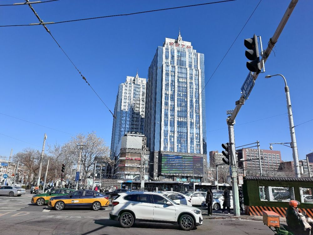 百富国际大厦外观图1